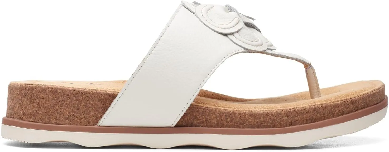 Clarks Women's Brynn Style Flat Sandal