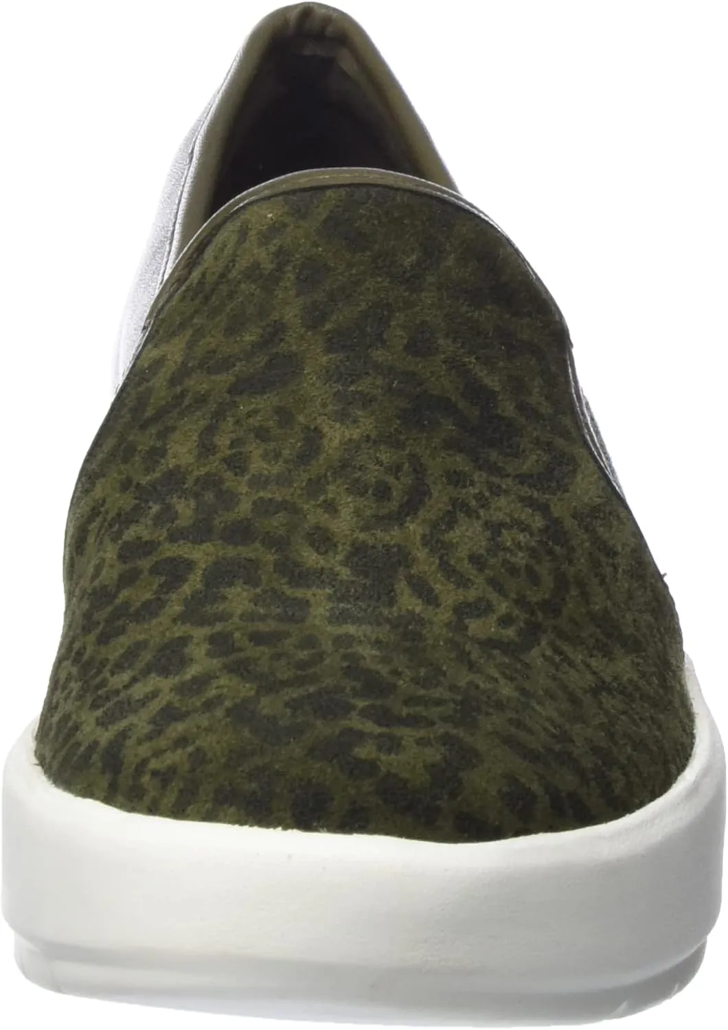 Clarks Women's Layton Petal Sneaker