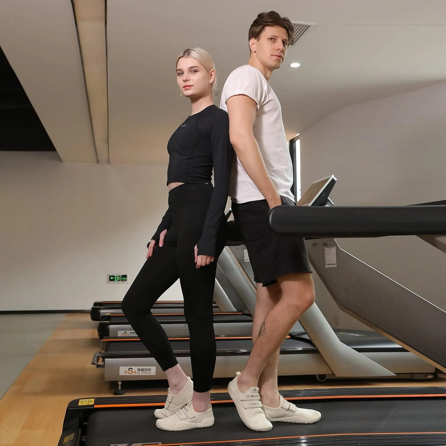 Fitness Shoes Deadlift Shoes Cross-Trainer Sneakers for Men and Women