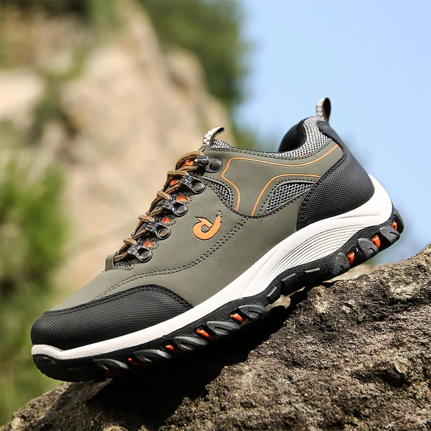 Hiking Shoes for Men Lightweight Non-Slip Running Boots Outdoor Trekking Sneakers Work Shoes Camping Climbing