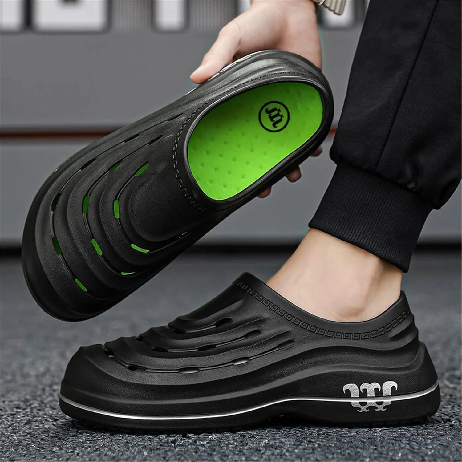 Womens Armadillo Clogs Unisex Healthy Non-Slip Oil Resistant Chef Shoes Arch Support Waterproof Comfort Garden Shoes Breathable Closed Toe Sandals